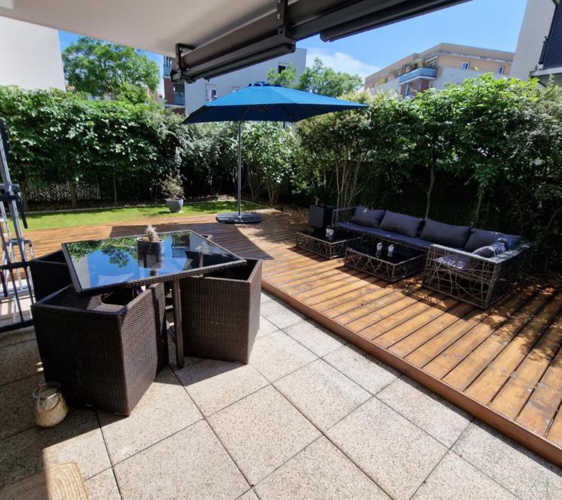 Photo of Patio Balcony in Decines-Charpieu