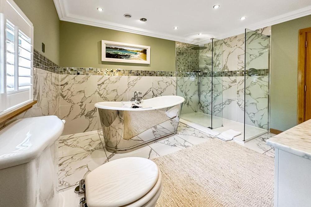 Photo of Bathroom in West Laroch
