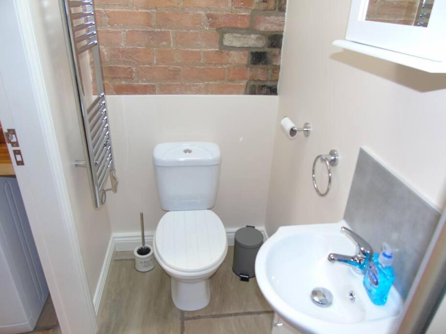 Photo of Bathroom in Scawton