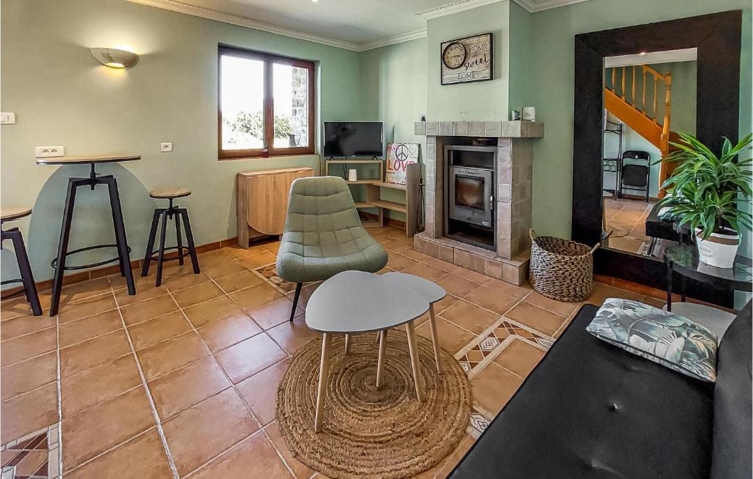 Photo of Livingroom in Lanneanou