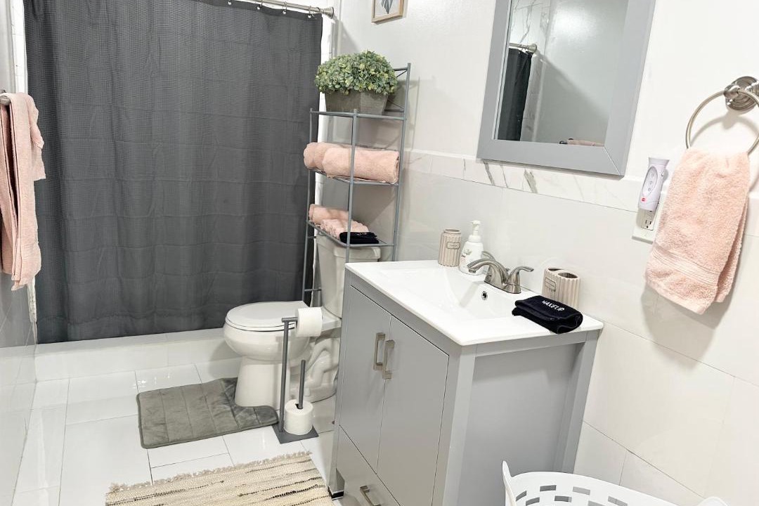 Photo of Bathroom in Estate Southgate