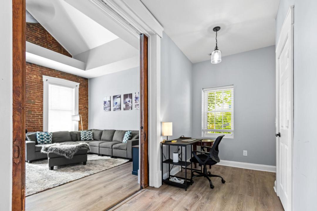 Photo of Livingroom in St. Charles