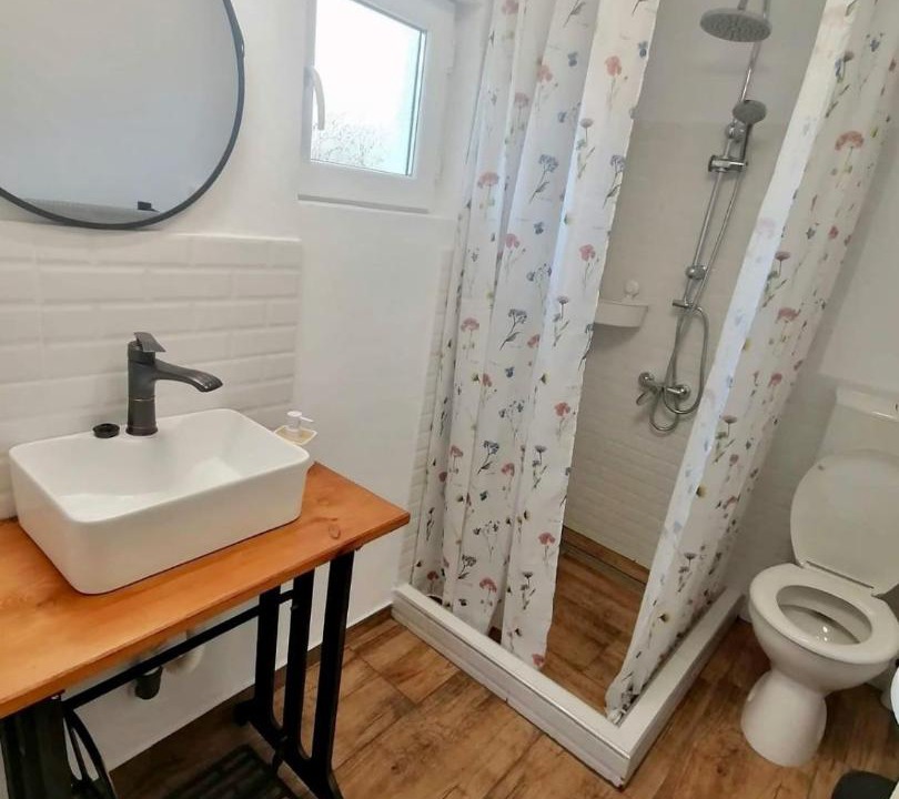 Photo of Bathroom in Corbeni