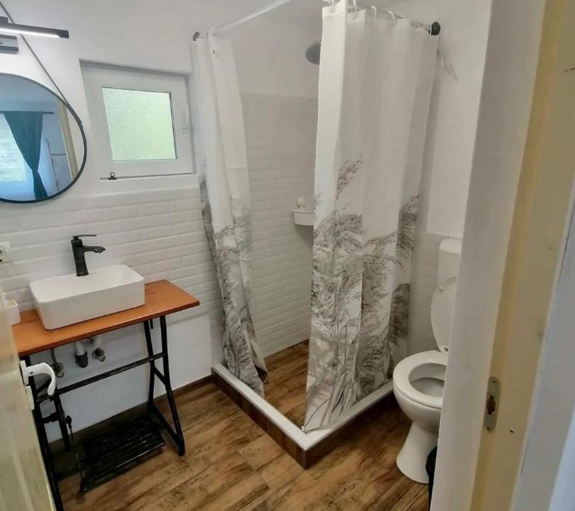 Photo of Bathroom in Corbeni