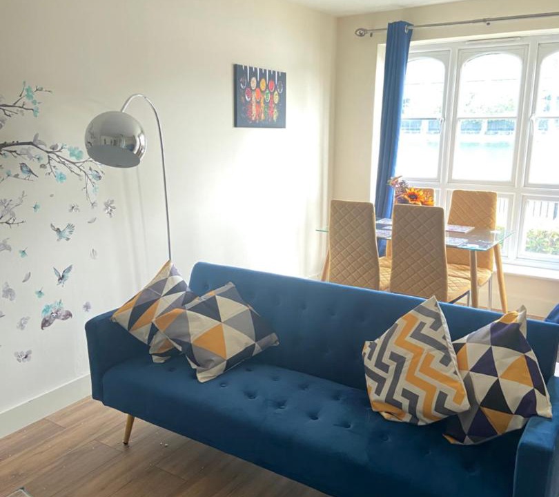 Photo of Livingroom in Island Gardens