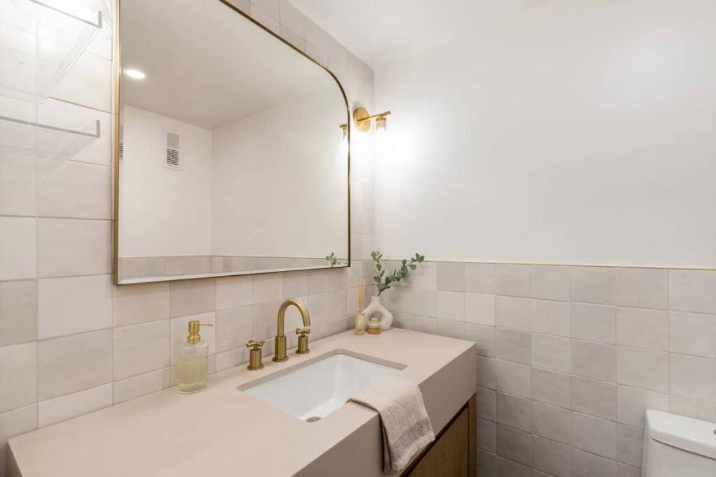 Photo of Bathroom in Sundance