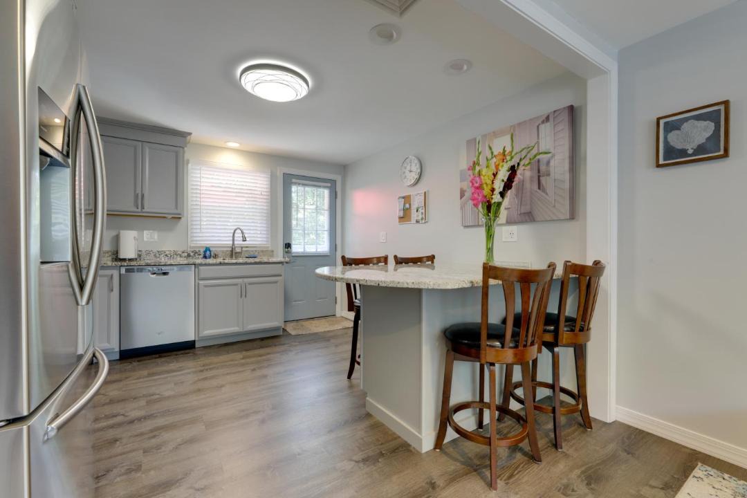 Photo of Livingroom in Niantic