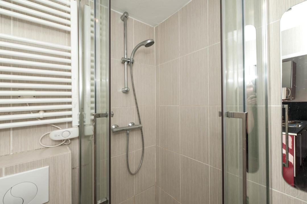 Photo of Bathroom in 5th Arrondissement