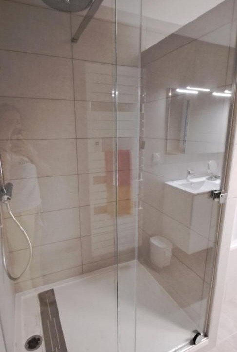 Photo of Bathroom in Locquirec