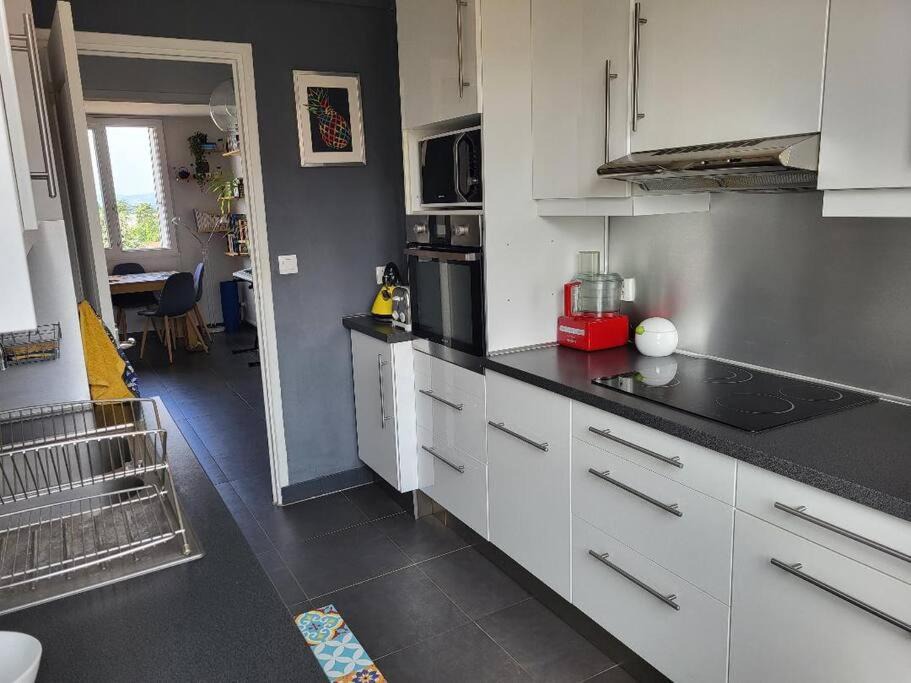 Photo of Kitchen in Cuire