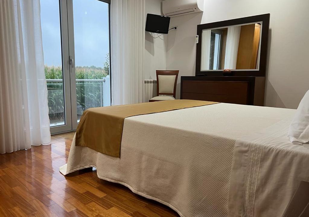 Photo of Bedroom in Rates
