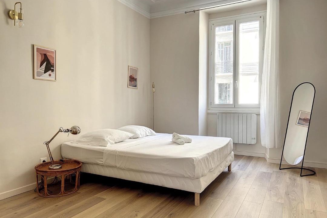 Photo of Bedroom in Les Cinq Avenues