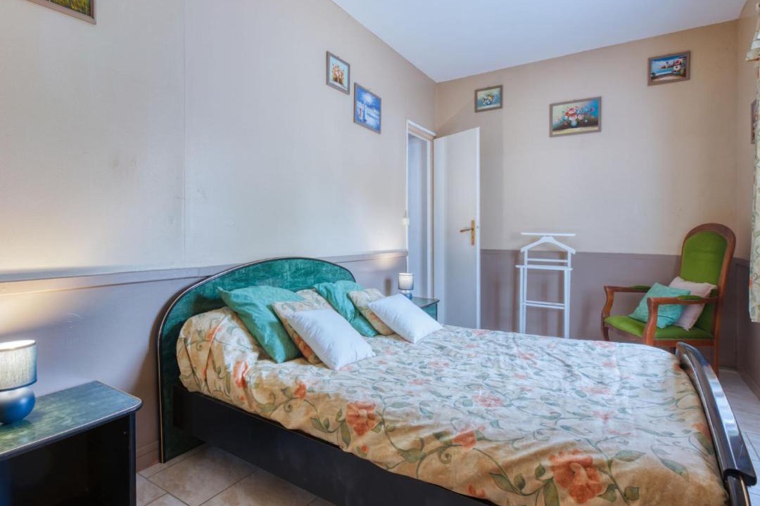 Photo of Bedroom in Jau-Dignac-et-Loirac