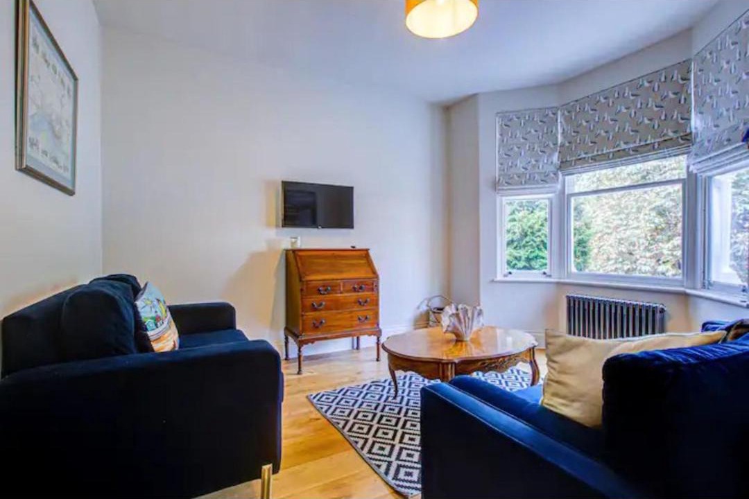 Photo of Livingroom in Leigh-on-Sea
