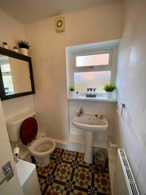 Photo of Bathroom in Grangetown