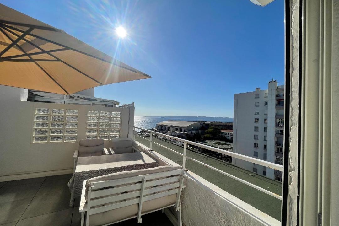 Photo of Patio Balcony in Le Pharo