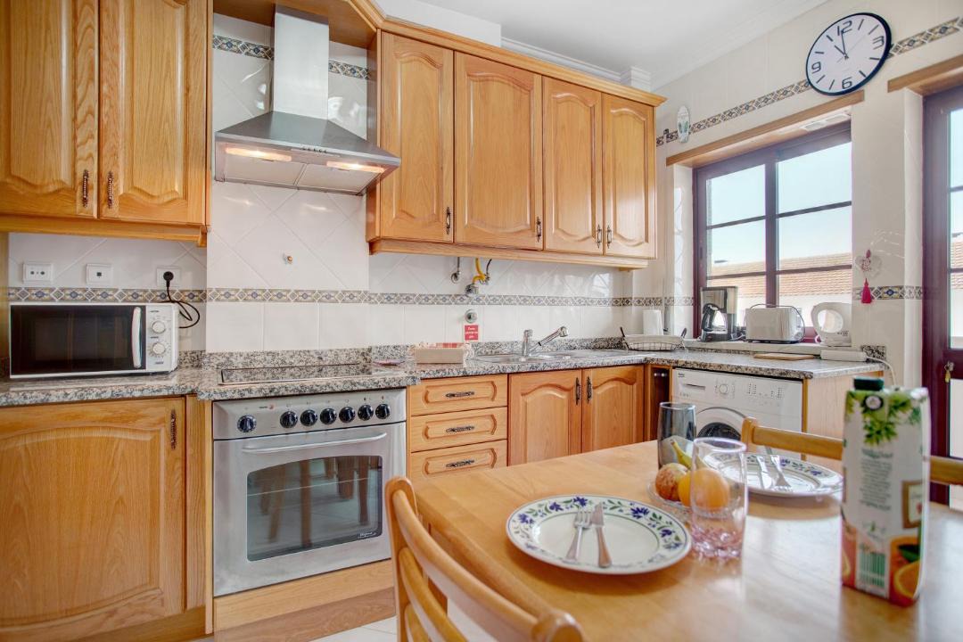 Photo of Kitchen in Peniche de Cima