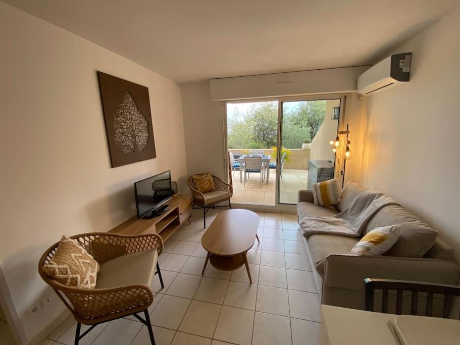 Photo of Livingroom in Les Hauts de Villeneuve