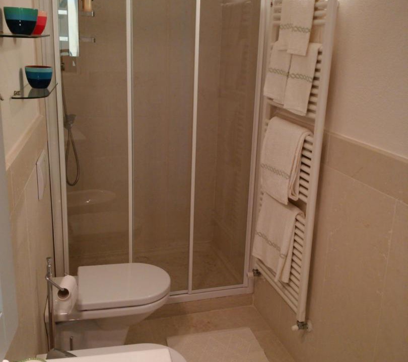 Photo of Bathroom in Frader