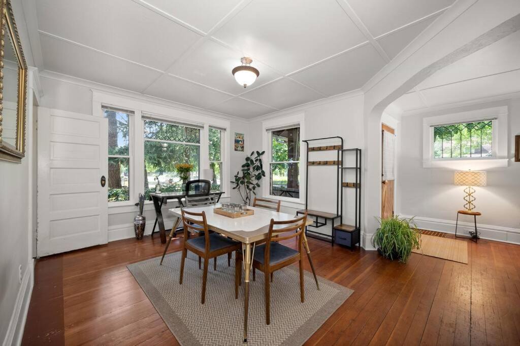 Photo of Livingroom in West Spokane