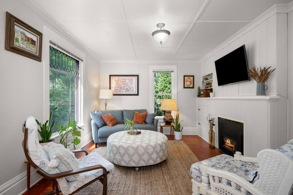 Photo of Livingroom in West Spokane