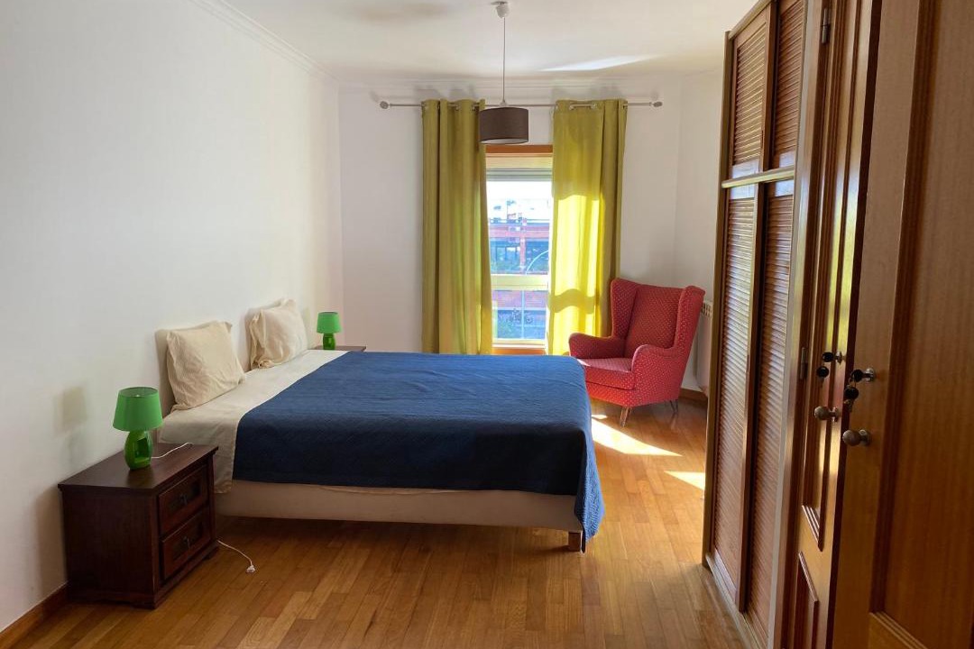 Photo of Bedroom in Alges