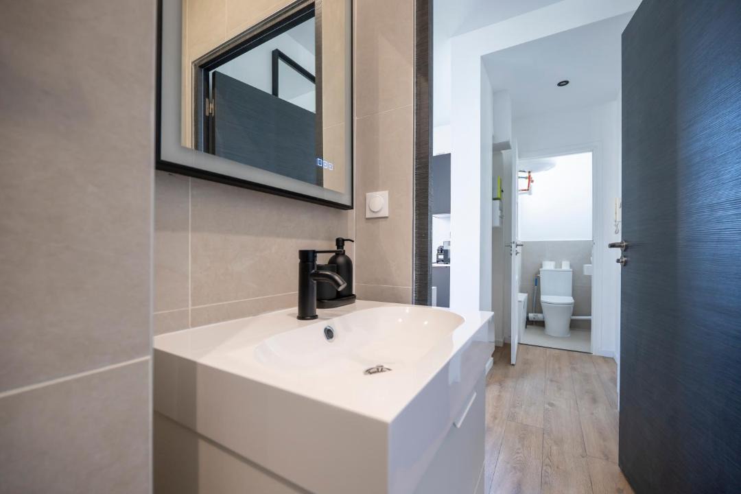 Photo of Bathroom in Montrouge