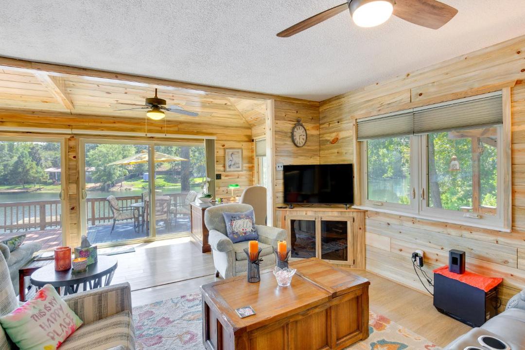 Photo of Livingroom in Kilgore