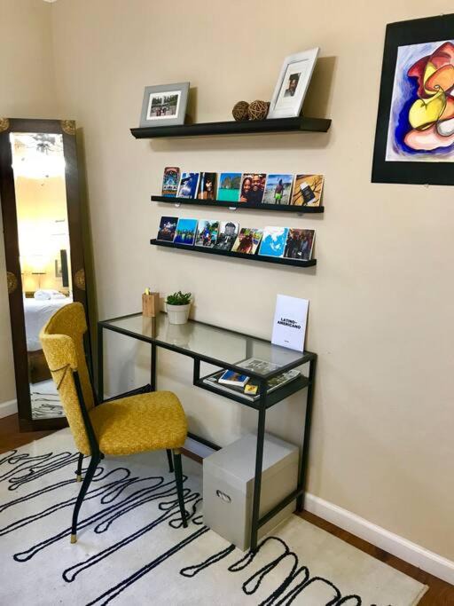 Photo of Livingroom in Southeastern Sacramento