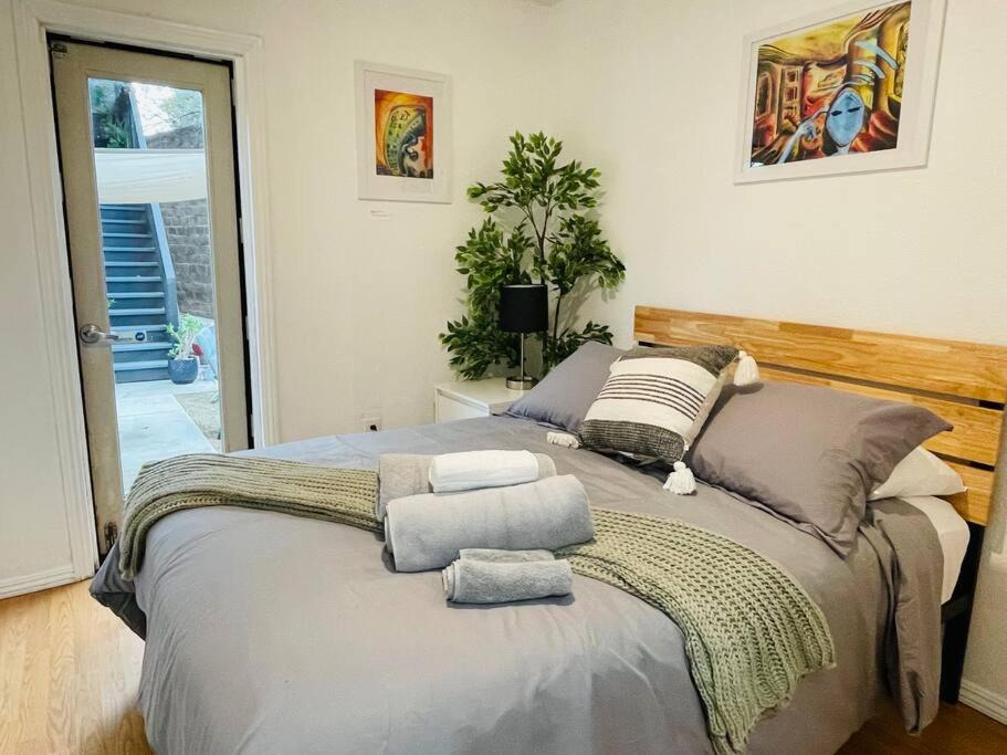 Photo of Bedroom in North Oak Park