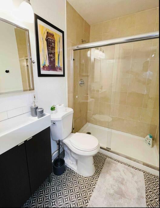 Photo of Bathroom in North Oak Park