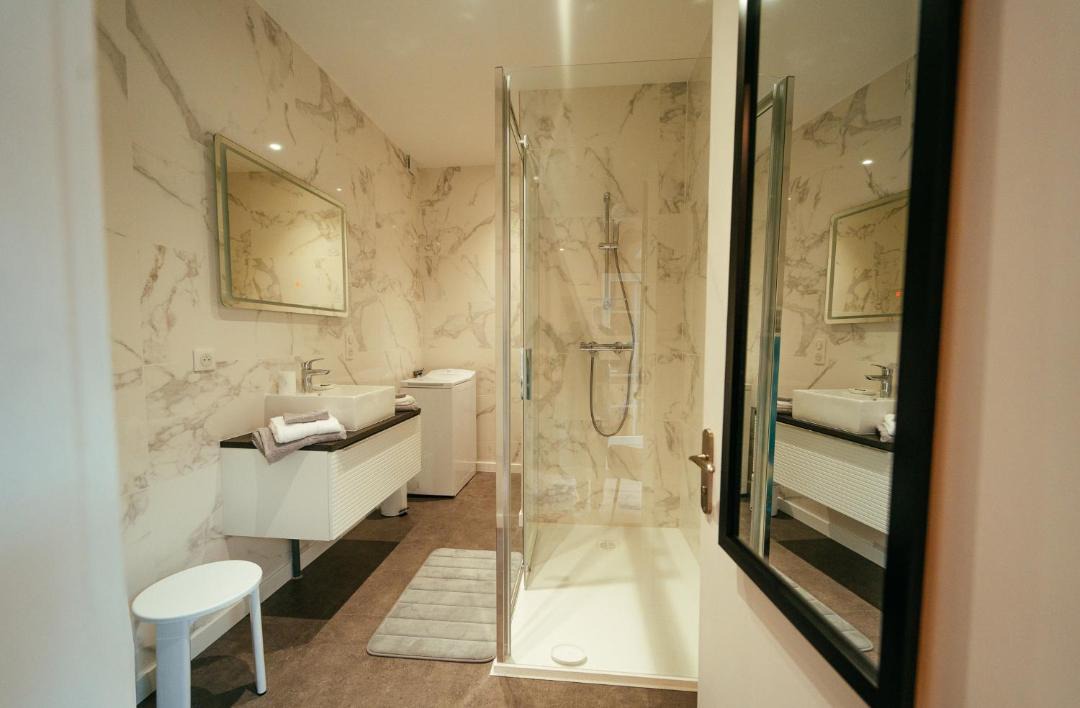 Photo of Bathroom in Montigny-le-Gannelon