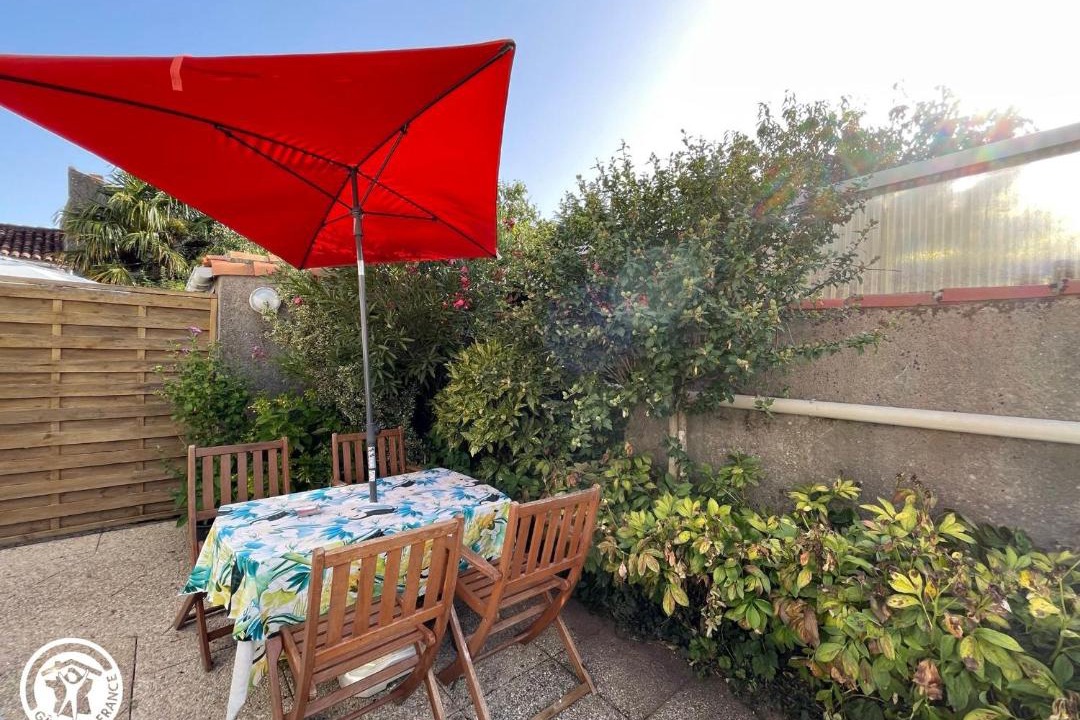 Photo of Patio Balcony in Thire