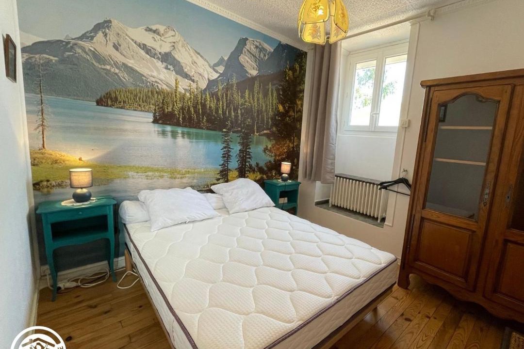 Photo of Bedroom in Thire