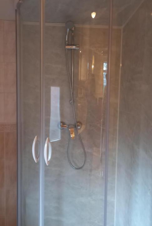 Photo of Bathroom in Cadillac-en-Fronsadais