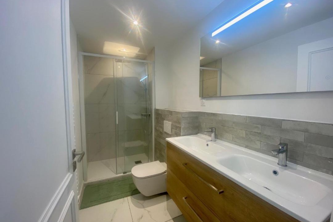 Photo of Bathroom in Verac