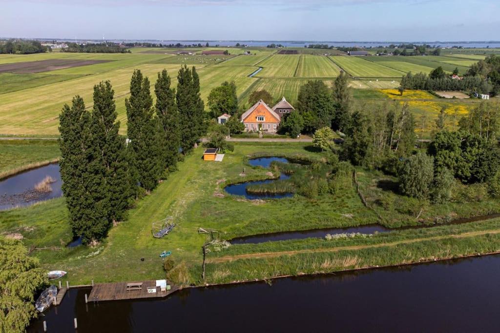 Photo of Others in Delfstrahuizen
