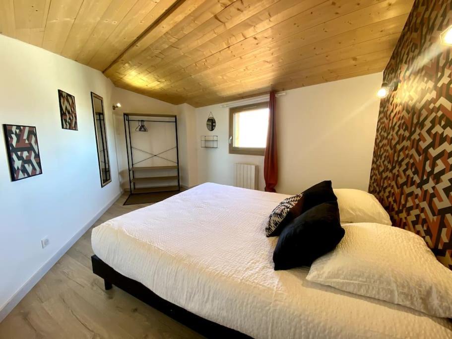Photo of Bedroom in Saint-Peray
