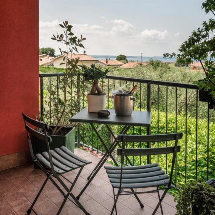 Photo of Patio Balcony in Calmasino