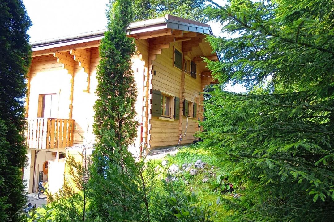 Photo of Buildings in Thollon-les-Memises