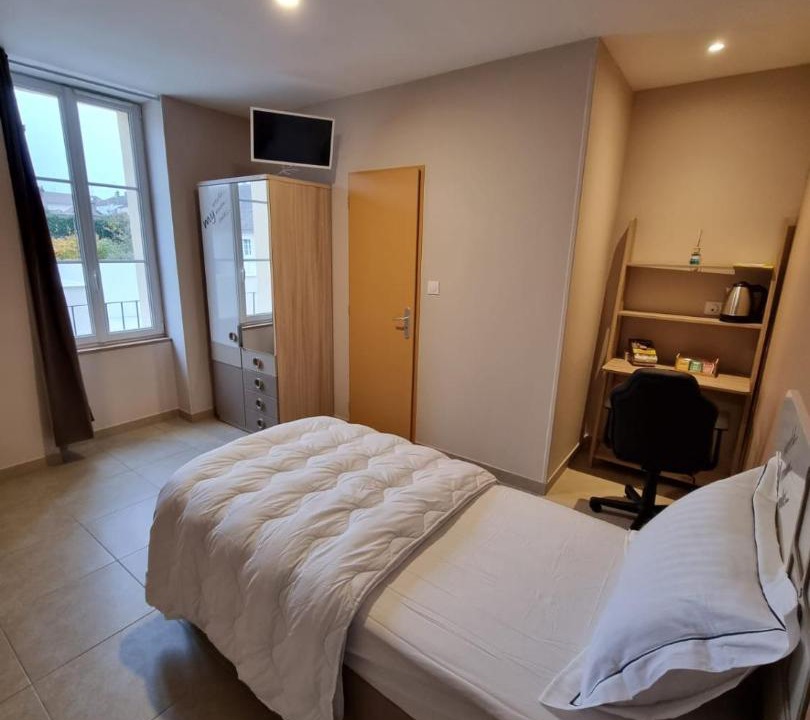 Photo of Bedroom in Le Creusot