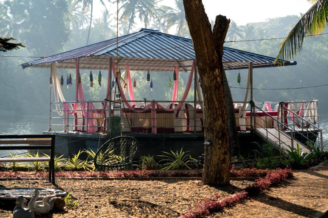 Photo of Buildings in Poovar