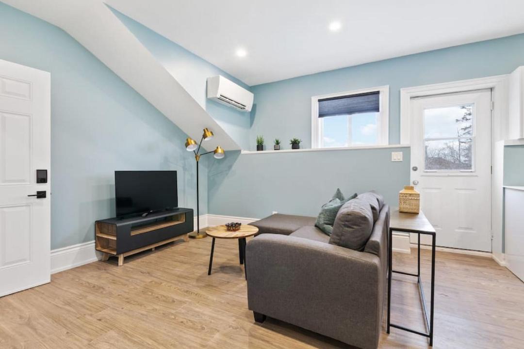 Photo of Livingroom in Collingwood