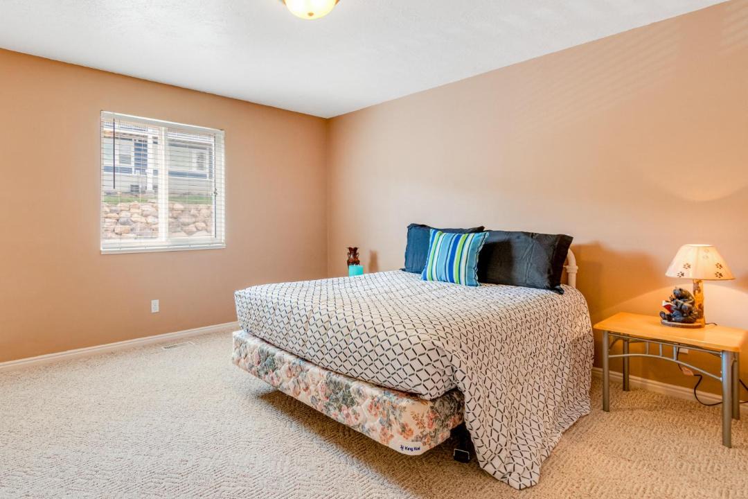 Photo of Bedroom in Harbor Village
