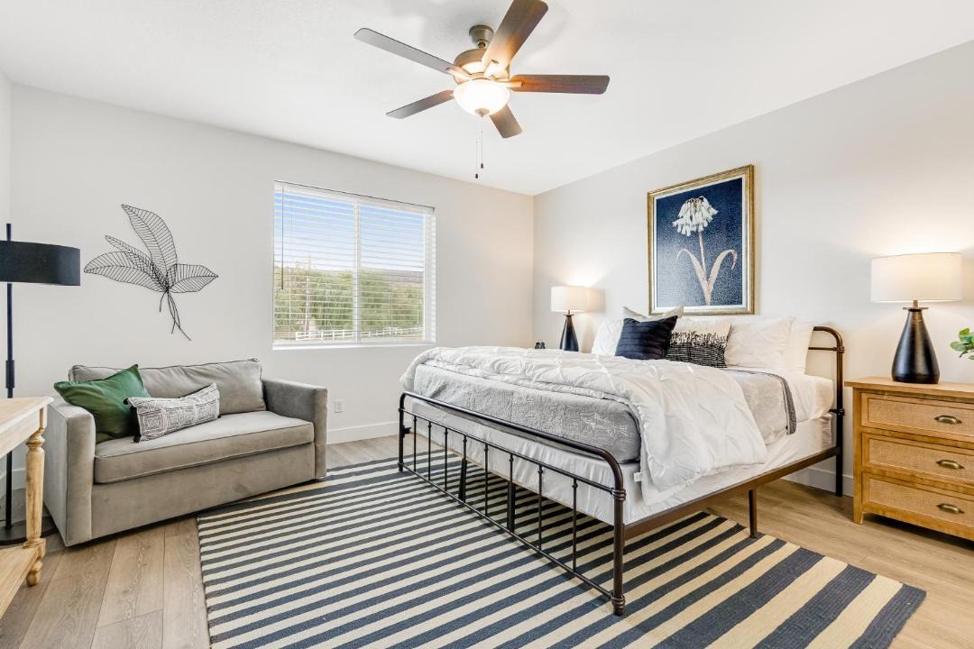 Photo of Livingroom in Sweetwater