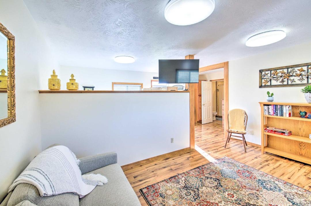 Photo of Livingroom in Grantsdale