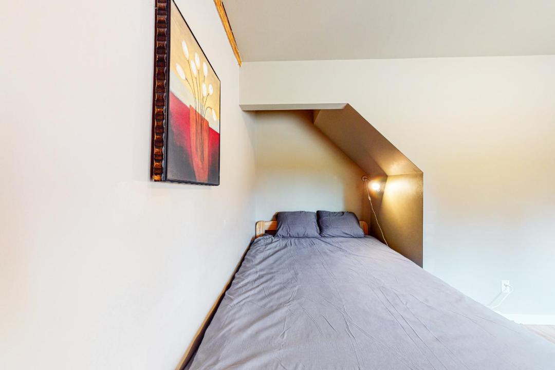 Photo of Bedroom in Lac Le Jeune