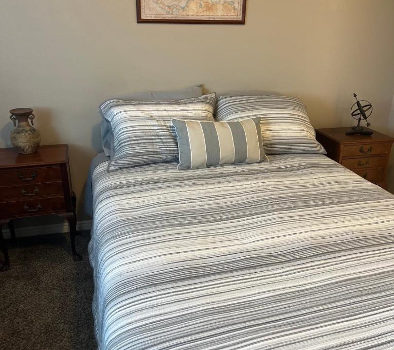 Photo of Bedroom in Hurricane
