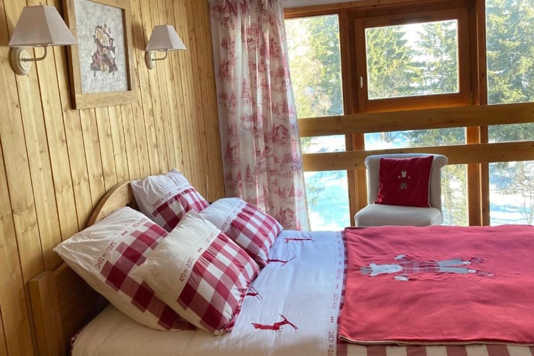 Photo of Bedroom in Arc-1800