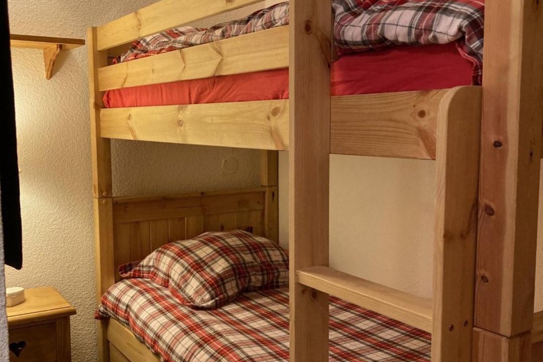 Photo of Bedroom in Arc-1800